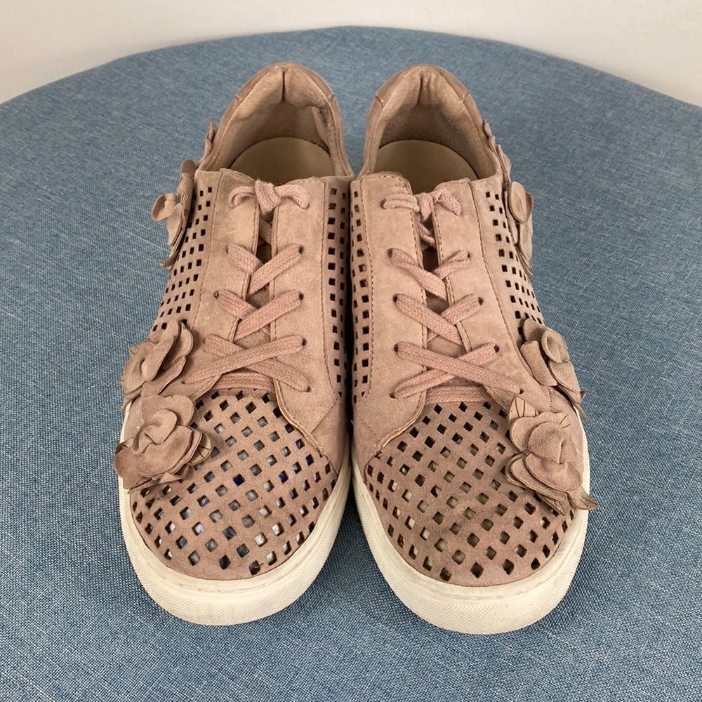 Vince Camuto VC Brellia Leather pale pink sneakers size 10 M